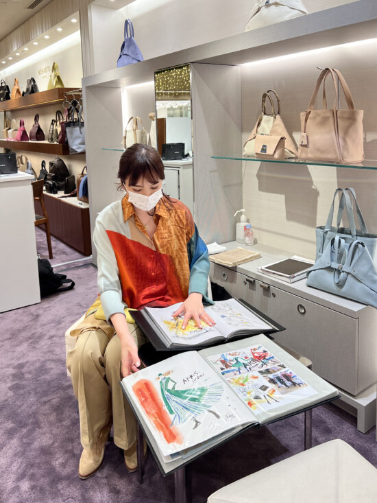 【AKRIS】ハンドバックペイントイベント、日本橋三越本店